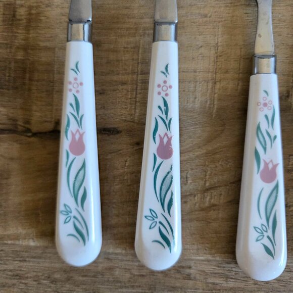 Vintage Corelle Rosemarie cutlery salad serving set with plastic handles. - Picture 2 of 4